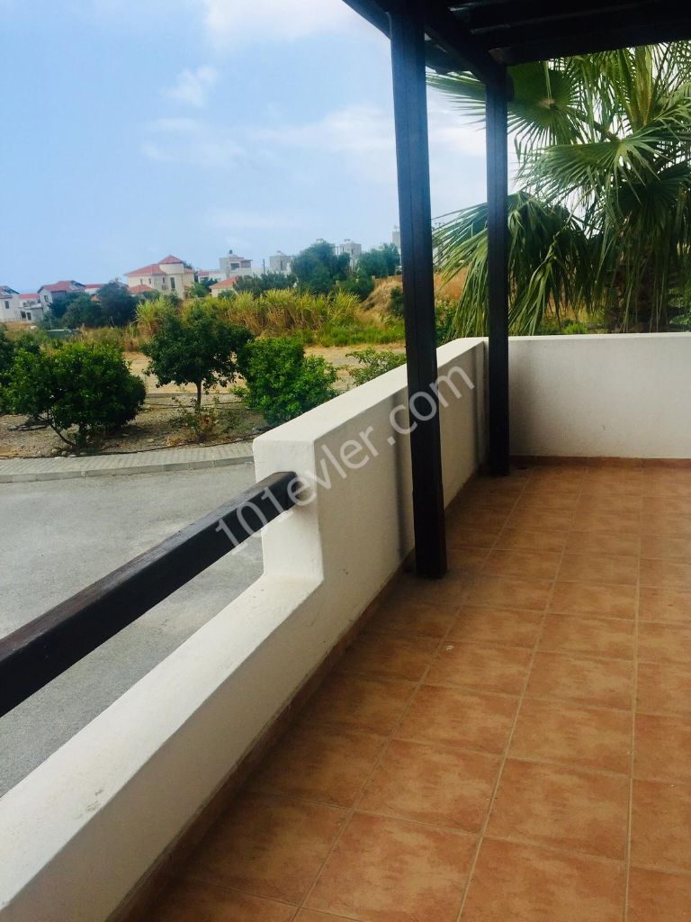 Flat To Rent in Yeşiltepe, Kyrenia