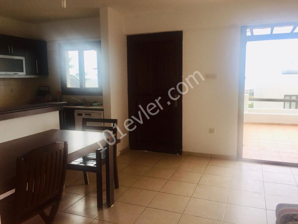 Flat To Rent in Alsancak, Kyrenia