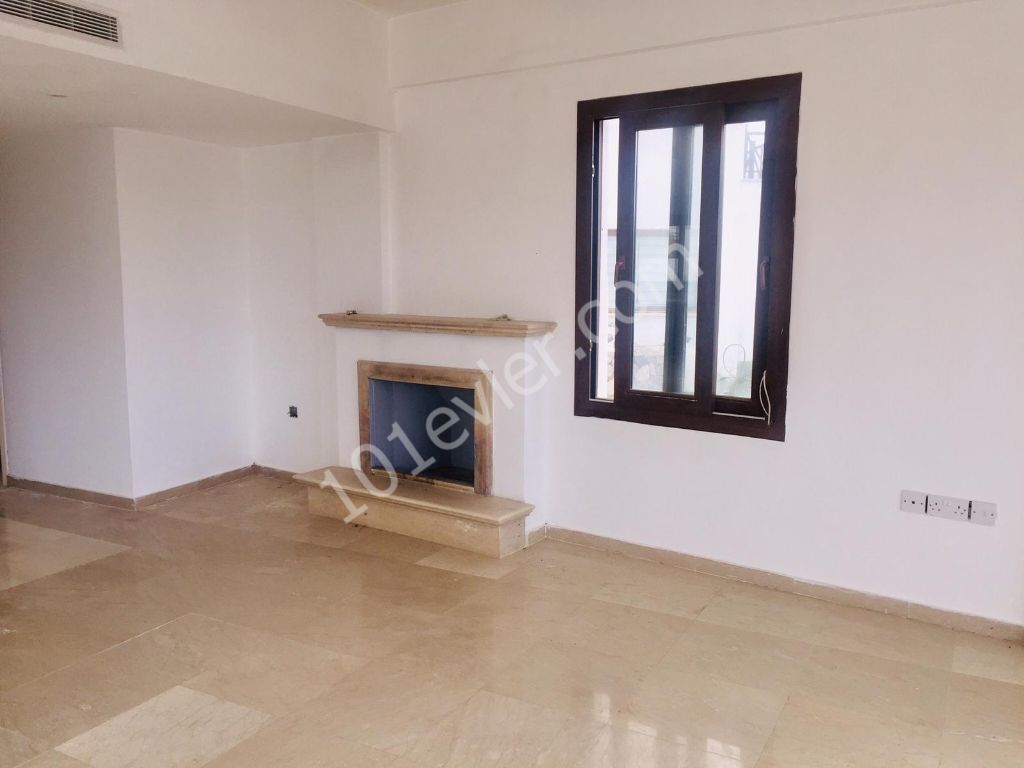 Villa For Sale in Alsancak, Kyrenia