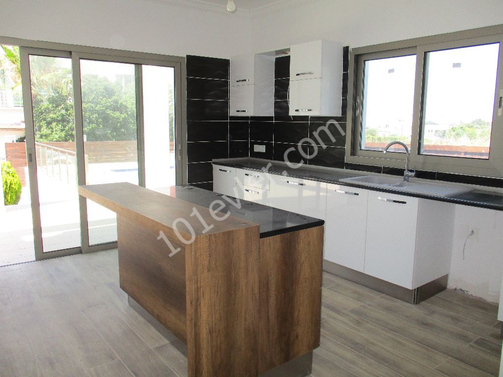 Villa For Sale in Alsancak, Kyrenia