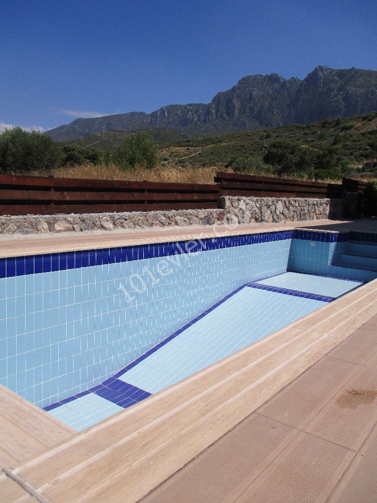 Villa For Sale in Alsancak, Kyrenia