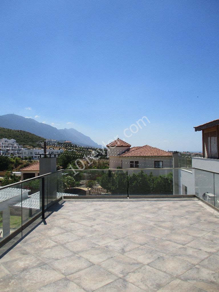 Villa For Sale in Alsancak, Kyrenia