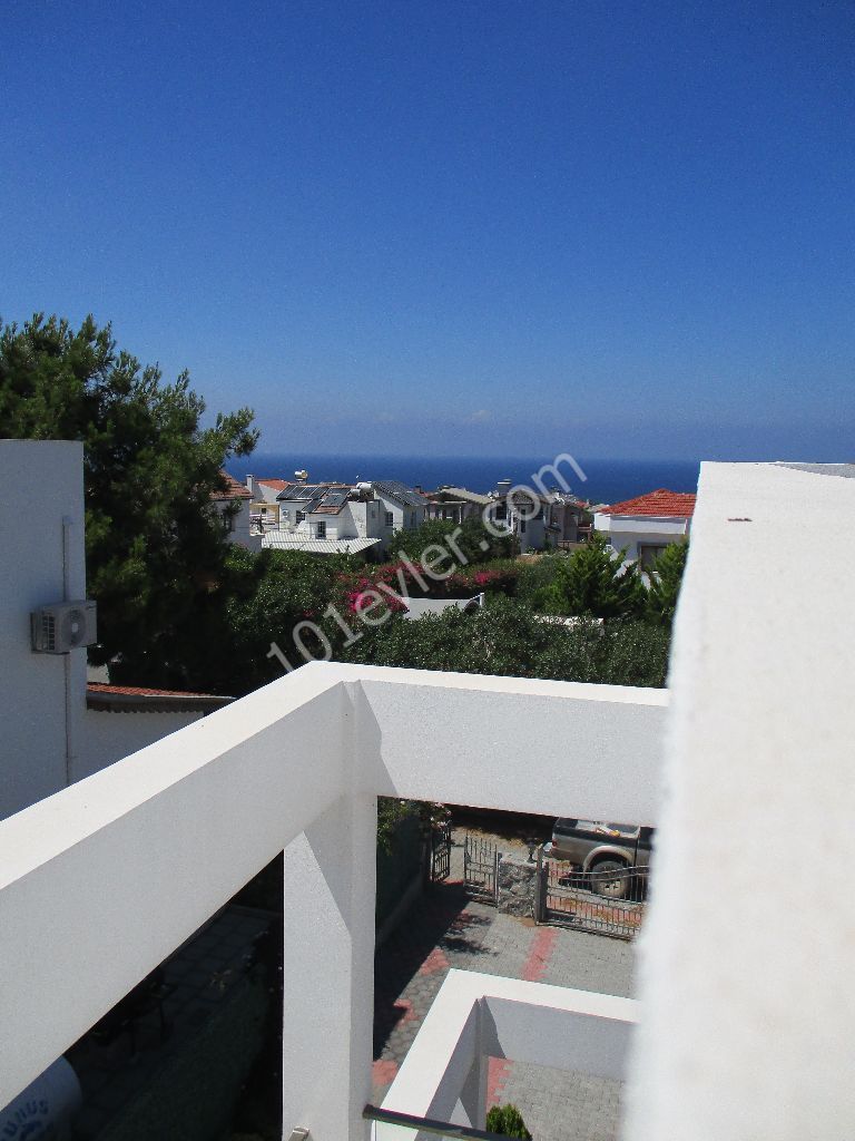 Villa For Sale in Alsancak, Kyrenia