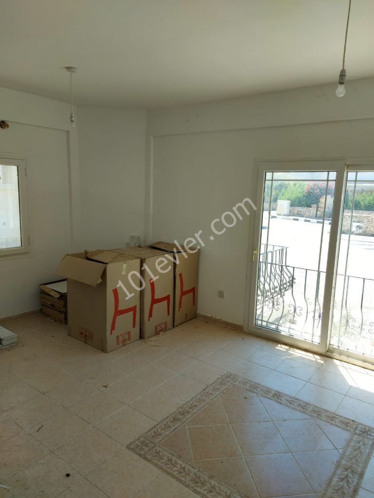 Flat For Sale in Alsancak, Kyrenia