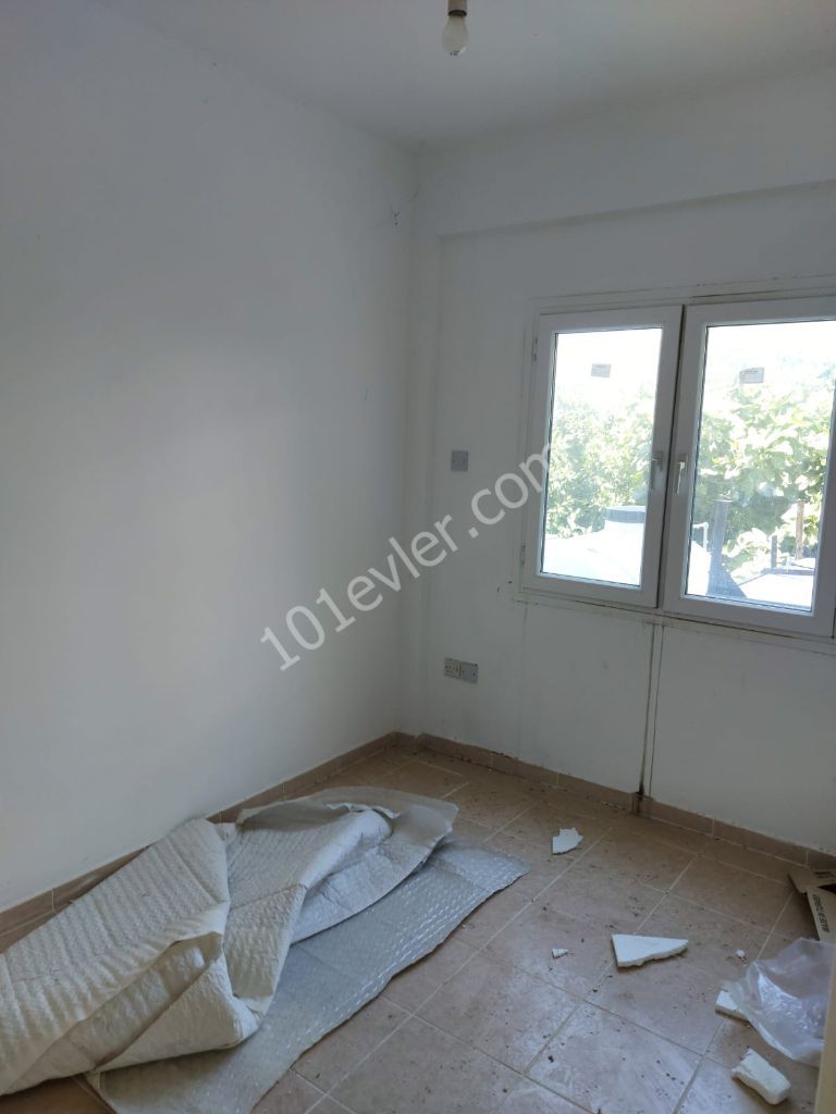 ALSANCAK 'DA DAĞ MANZARALI 3+1 SATILIK DAİRE