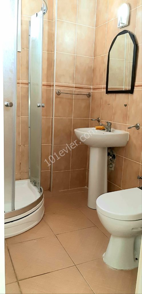 Flat To Rent in Girne Merkez, Kyrenia