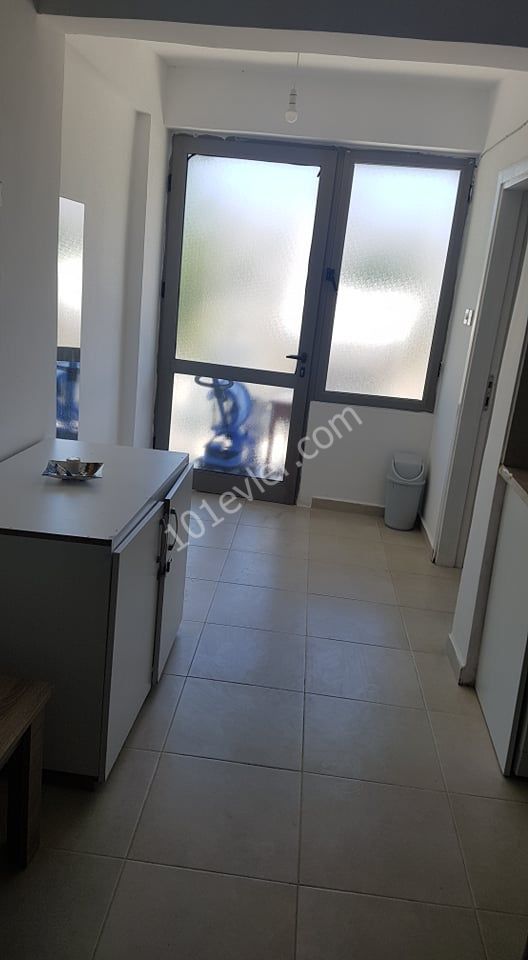 Flat To Rent in Karaoğlanoğlu, Kyrenia