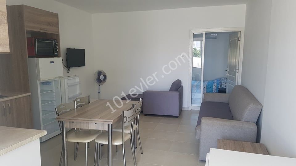 Flat To Rent in Karaoğlanoğlu, Kyrenia