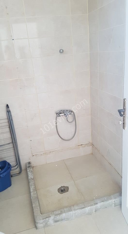 Flat To Rent in Karaoğlanoğlu, Kyrenia