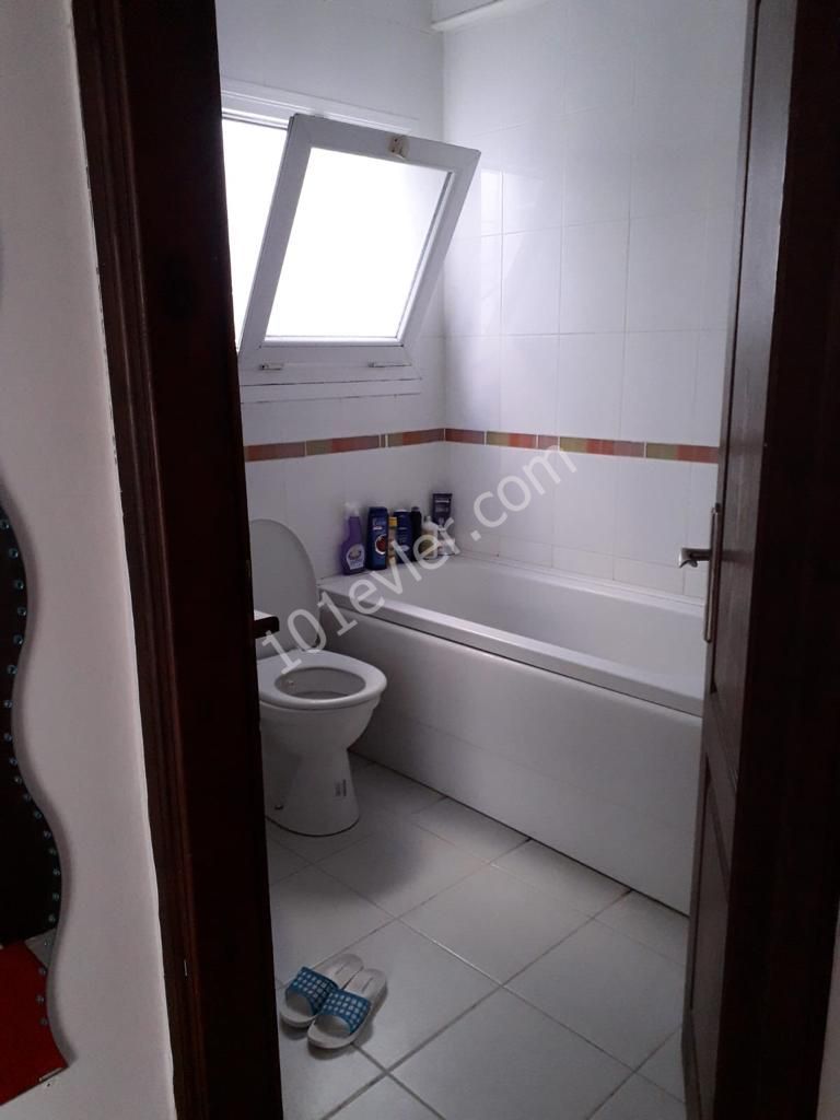 Flat To Rent in Girne Merkez, Kyrenia