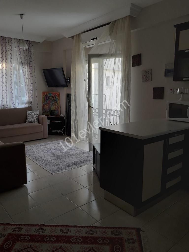 Flat To Rent in Girne Merkez, Kyrenia