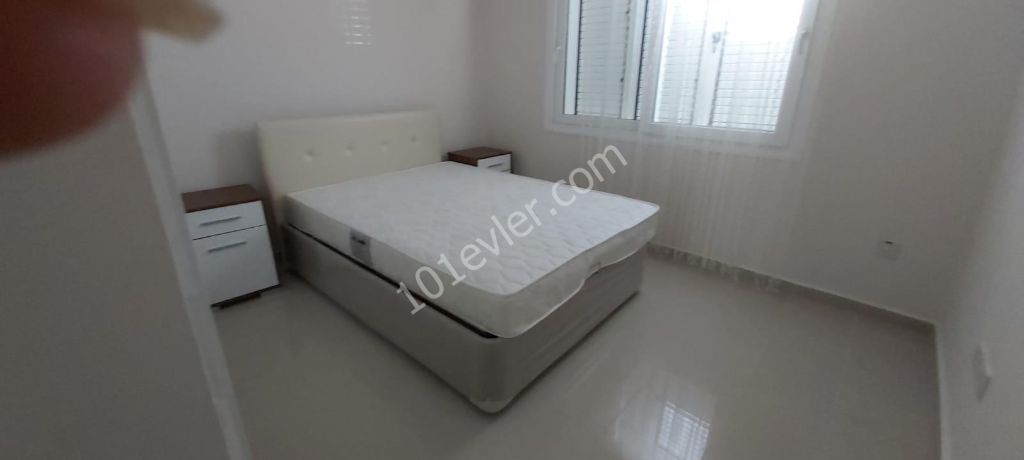 Flat To Rent in Alsancak, Kyrenia