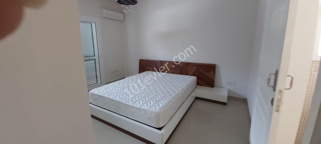 Flat To Rent in Alsancak, Kyrenia