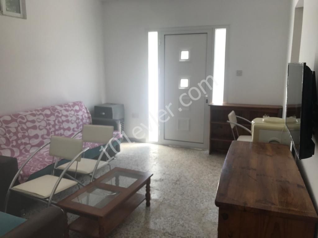 Flat To Rent in Karaoğlanoğlu, Kyrenia