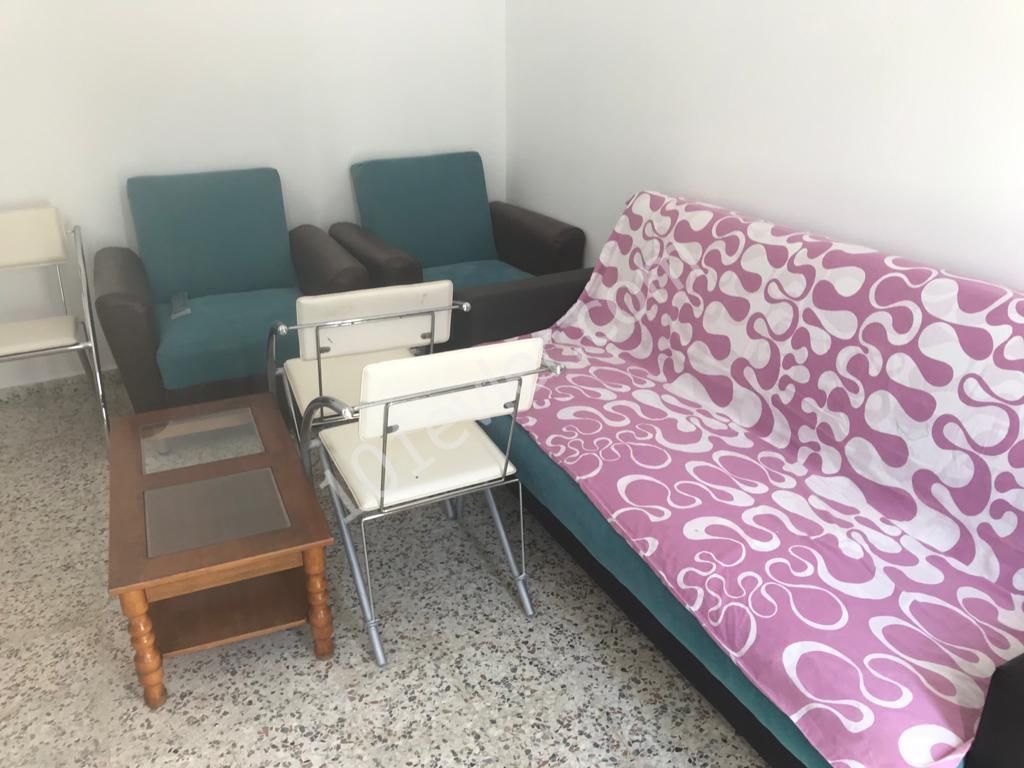 Flat To Rent in Karaoğlanoğlu, Kyrenia