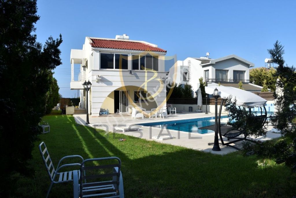 3 + 1 VILLA WITH POOL FOR SALE IN KYRENIA ALSANCAK !! ** 