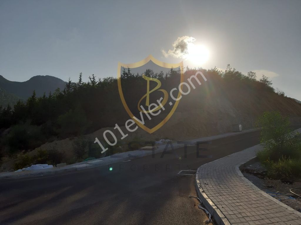 GRUNDSTÜCK ZUM VERKAUF IN KYRENIA CHATALKÖY MIT HERRLICHEM BLICK !! ** 