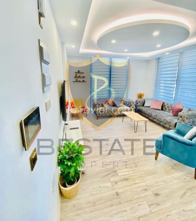 GİRNE MERKEZ'DE MUHTEŞEM MANZARALI 2+1 KİRALIK PENTHOUSE !!