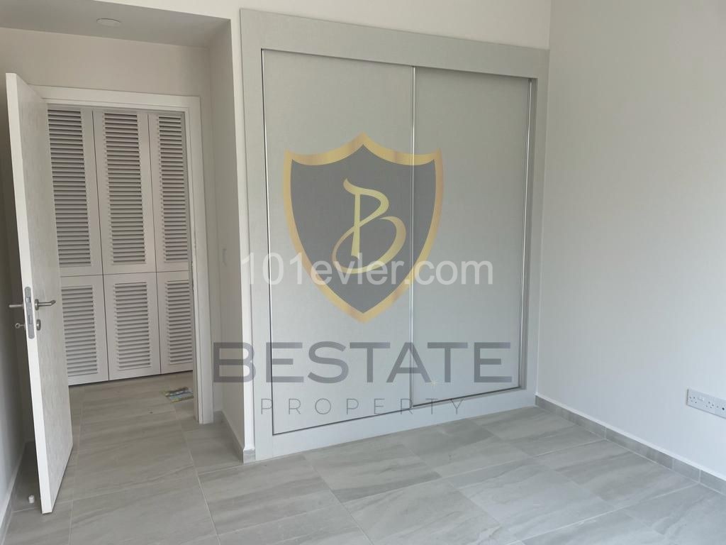 GİRNE ALSANCAK'TA ÖDÜLLÜ SİTE KIBRIS TOWN HOUSES 2+1 SATILIK DAİRE !!