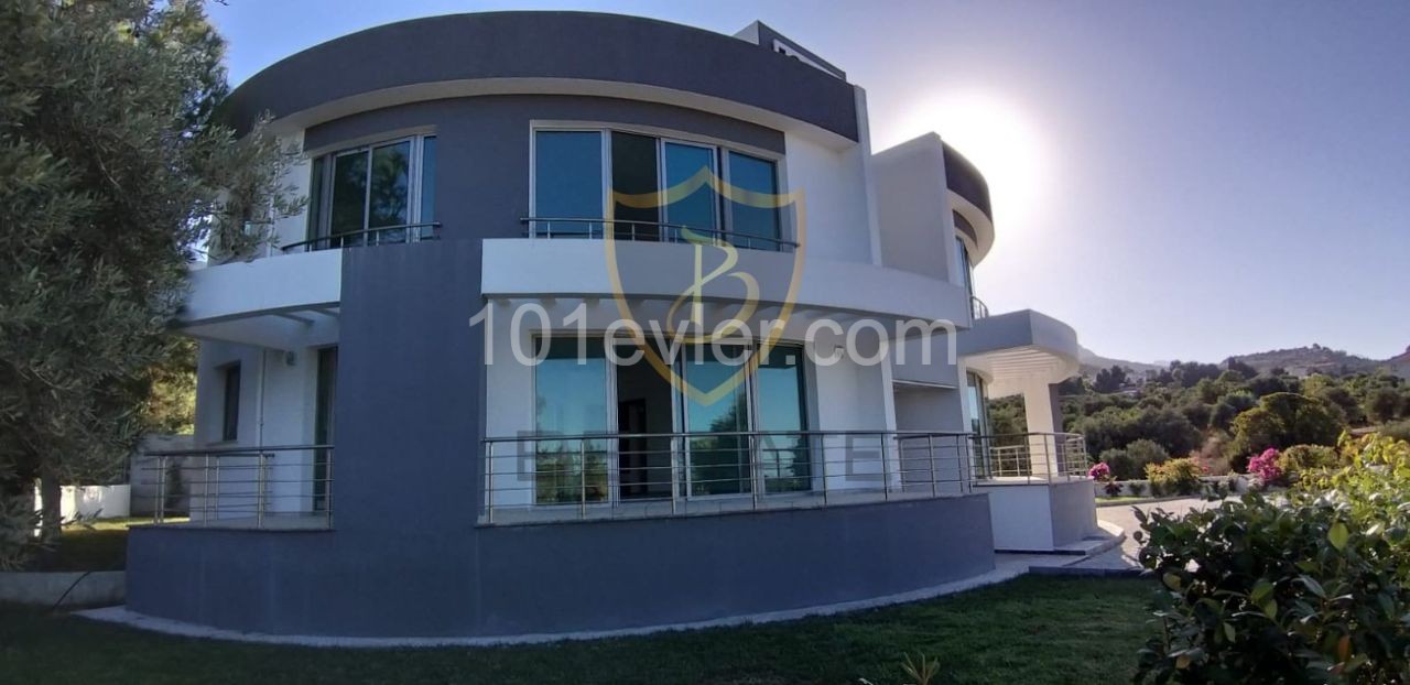 2+1 FLAT FOR SALE IN EDREMIT, KYRENIA WITH TURKISH KOÇAN !! ** 