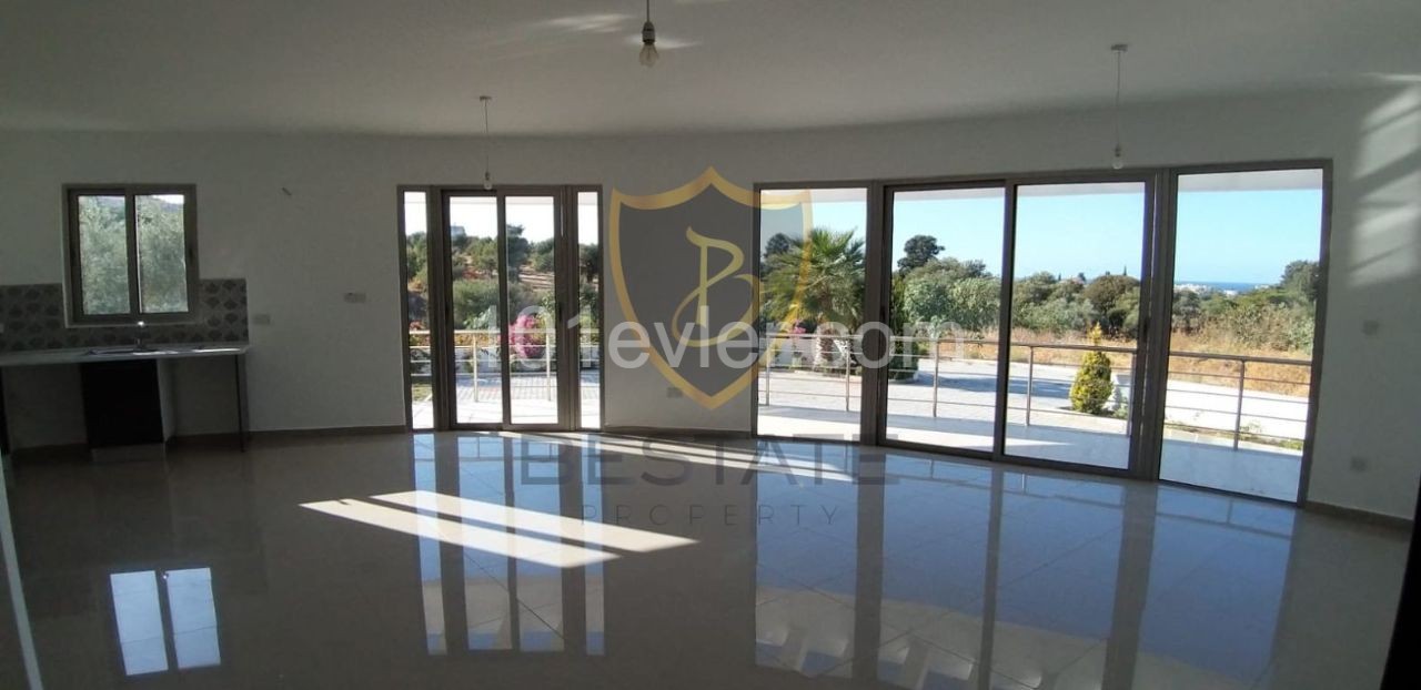 2+1 FLAT FOR SALE IN EDREMIT, KYRENIA WITH TURKISH KOÇAN !! ** 