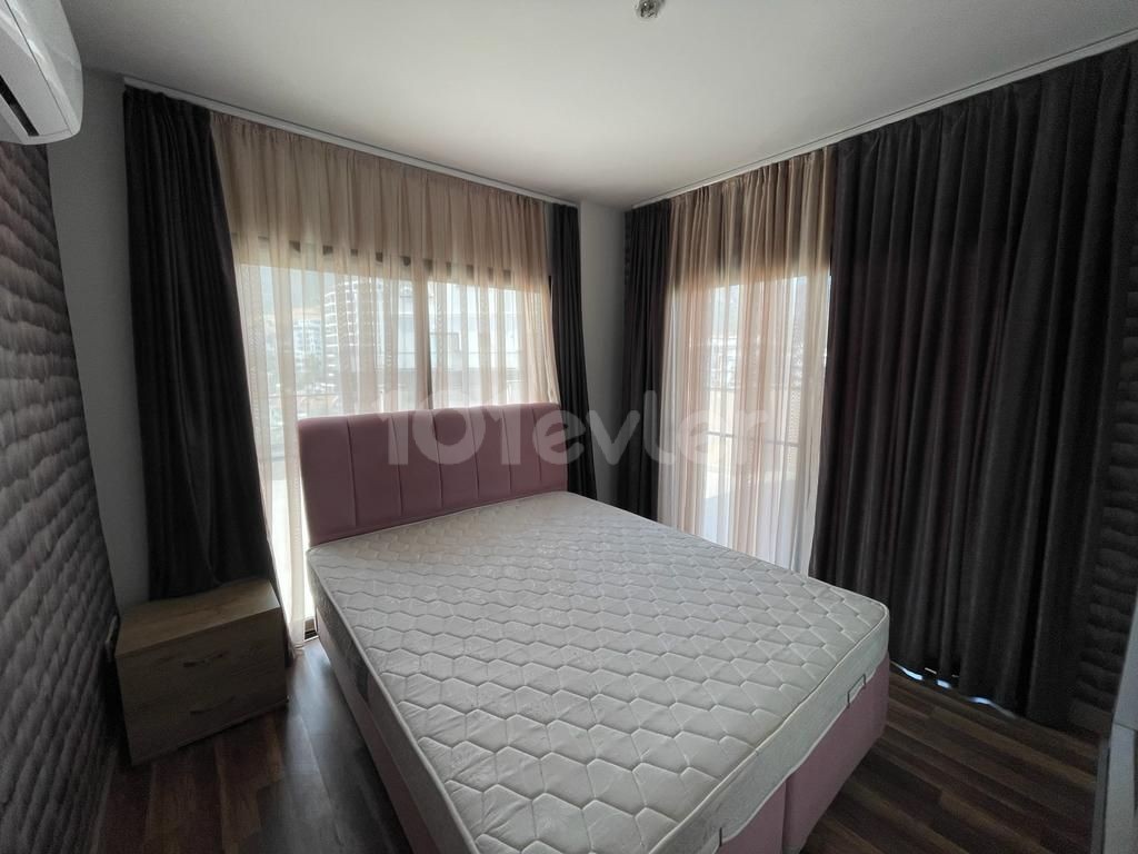 GİRNE MERKEZDE PANORAMİK MANZARALI  2+1 KİRALIK DAİRE