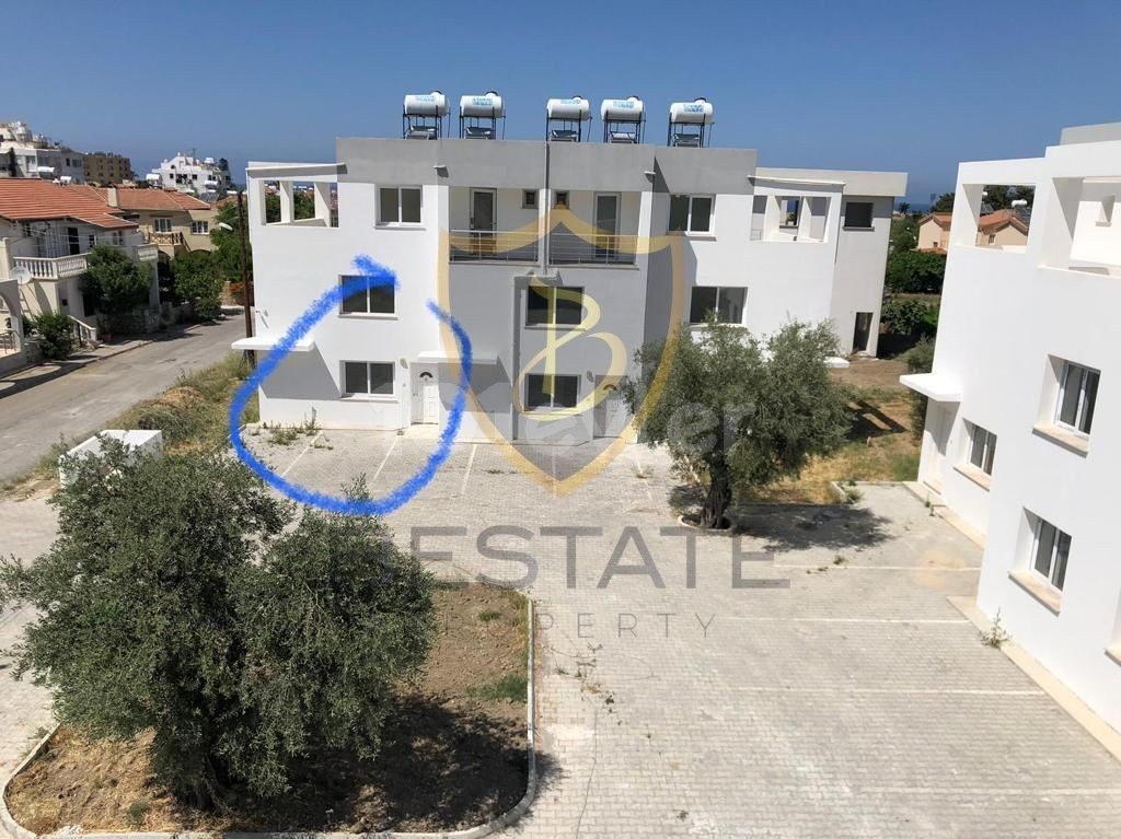 A DUPLEX 2 + 1 APARTMENT FOR RENT IN THE KARAOGLANOGLU DISTRICT OF KYRENIA !! ** 