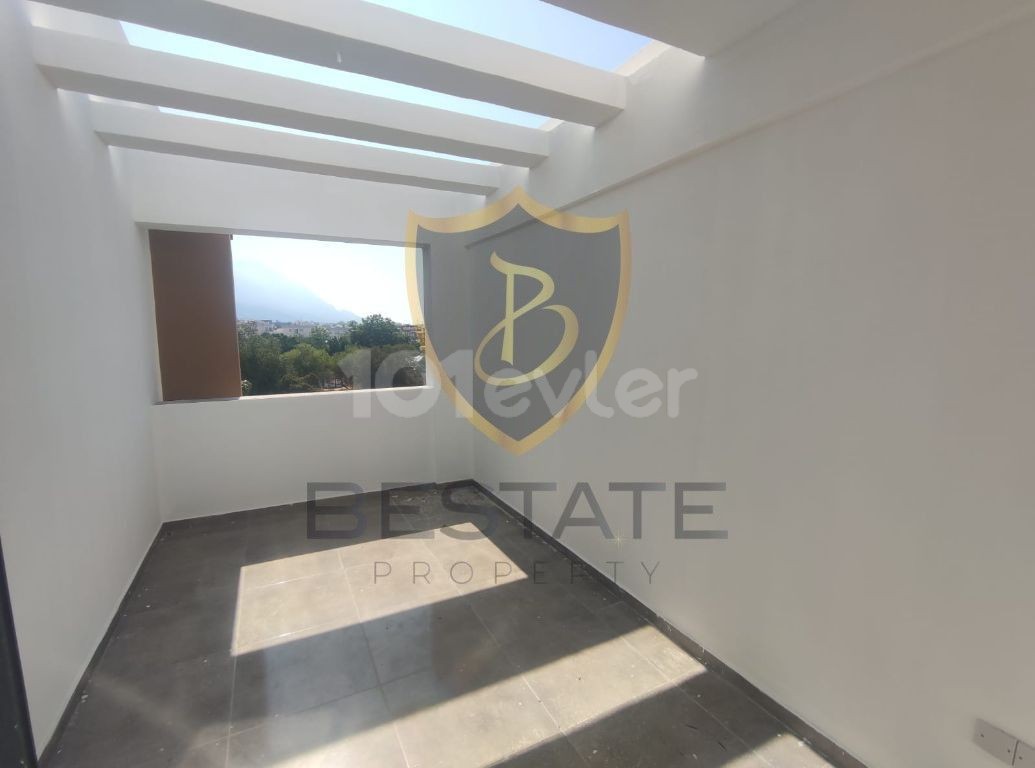 VILLA FOR SALE IN KYRENIA ALSANCAK AT AN OPPORTUNITY PRICE !! ** 