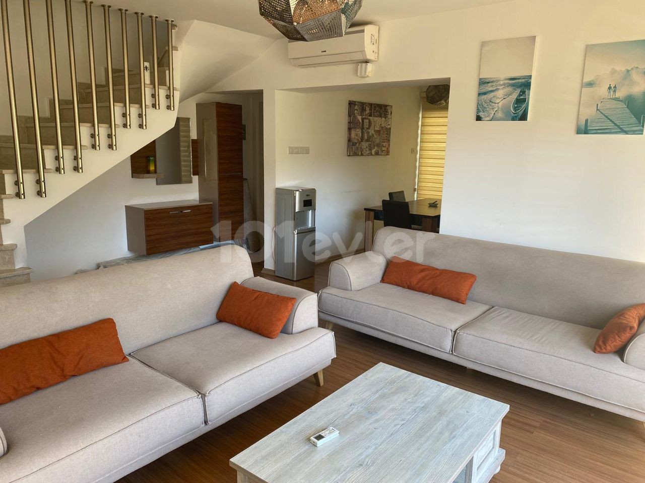 2+1 DUPLEX PENTHOUSE ZU VERMIETEN ULTRA LUXUS IM ZENTRUM VON KYRENIA !! ** 