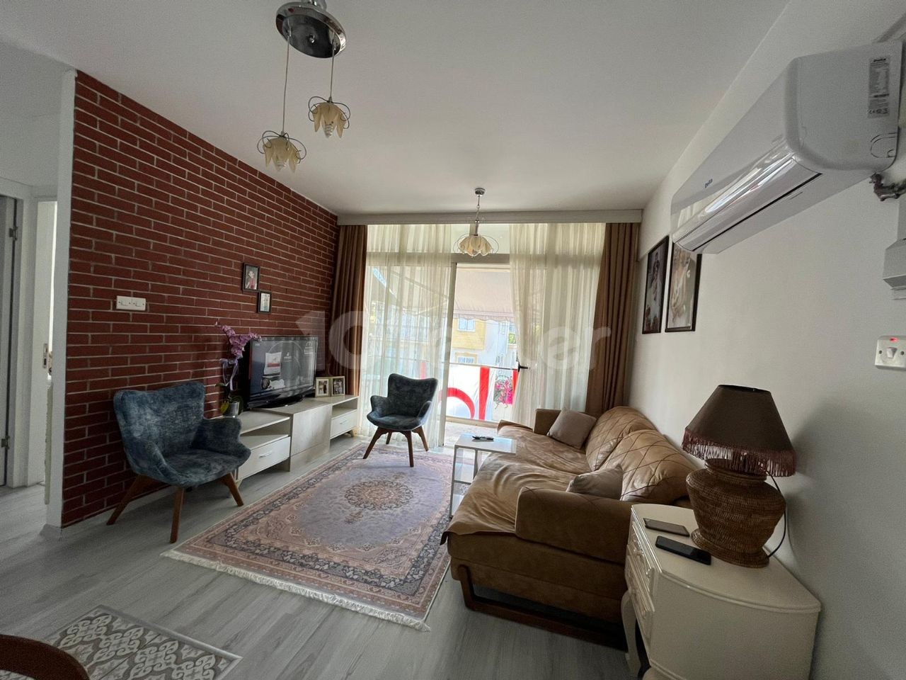 LEFKOŞA YENİŞEHİR'DE SATILIK 2+1 DAİRE !!!