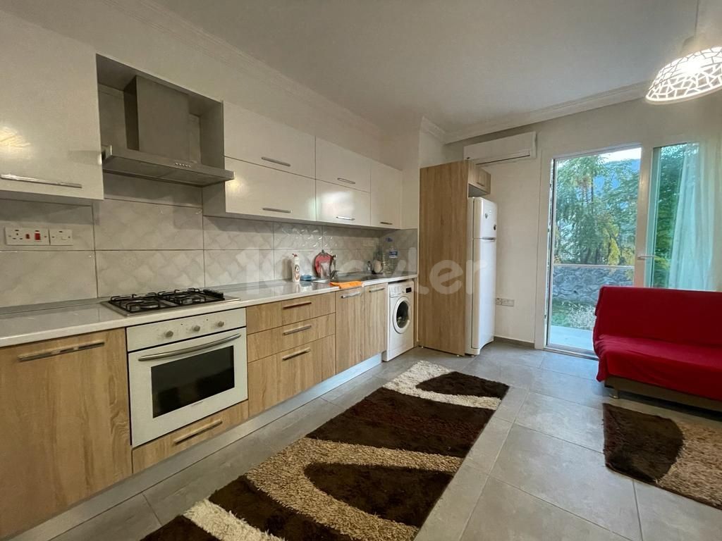 Flat For Sale in Karaoğlanoğlu, Kyrenia