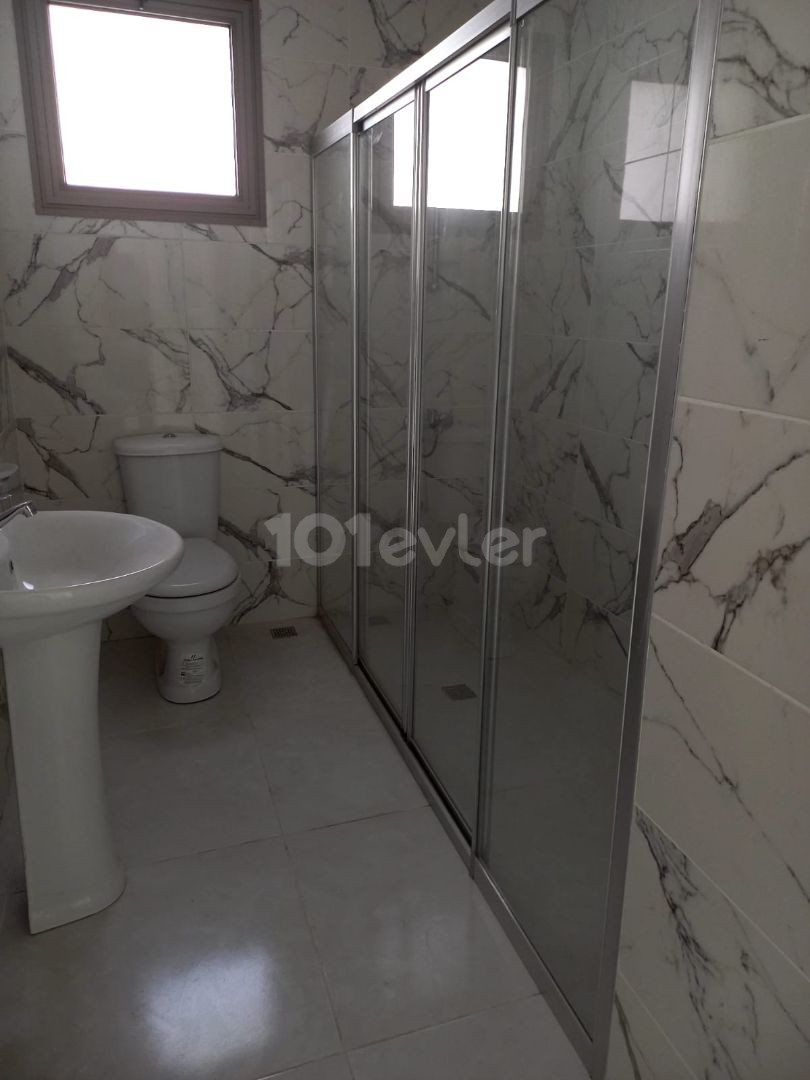 LEFKOŞA GÖNYELİ'DE TÜRK KOÇANLI 2+1 SATILIK DAİRE !!!