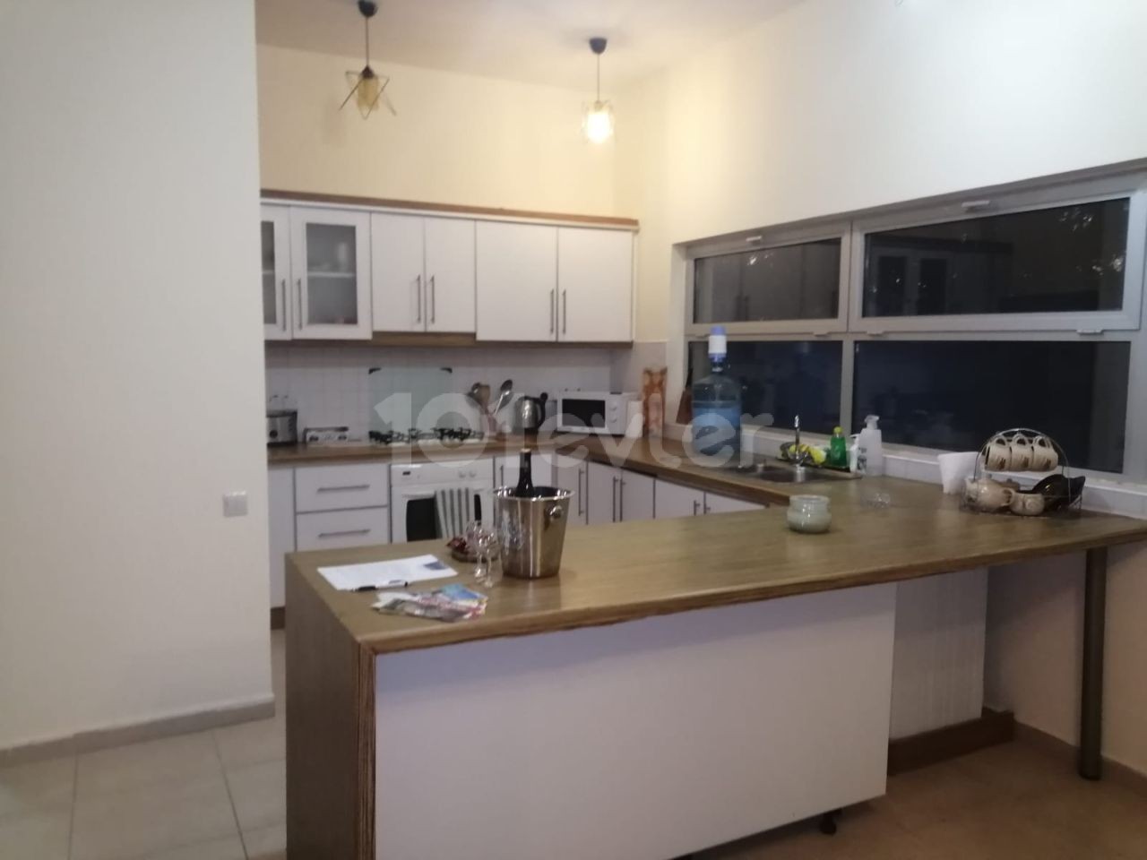 3+1 VILLA MIT PRIVATEM STRAND ZU VERKAUFEN IN KYRENIA ESENTEPE !!!