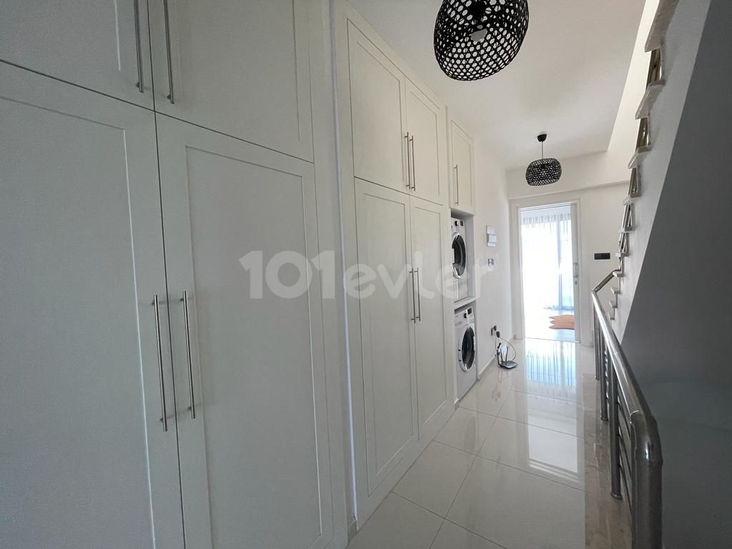 3+1 VILLA FOR SALE IN KYRENIA ZEYTİNLİK WITH OPPORTUNITY PRICE WITH POOL !!!