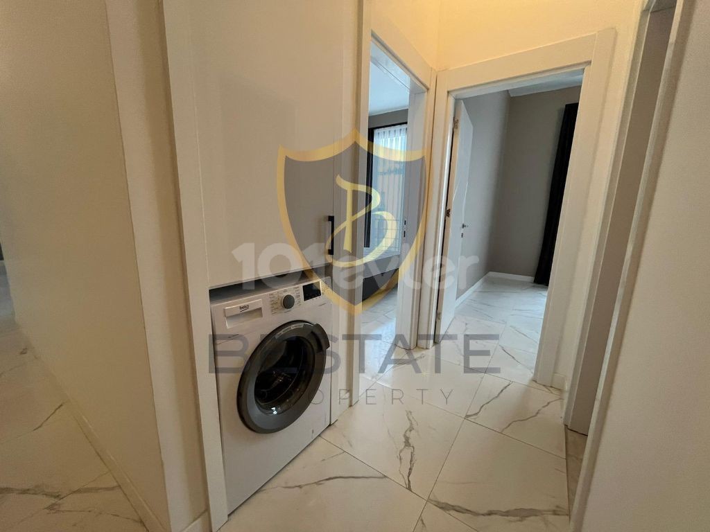 LUXURIÖSE NEU MÖBLIERTE 1+1-WOHNUNG ZUM VERKAUF IN ALSANCAK, KYRENIA!!