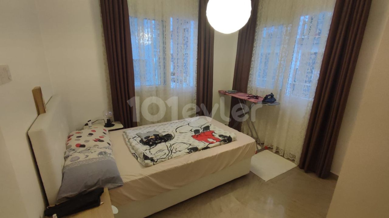 FULLY FURNISHED 3+1 FLAT FOR SALE IN KYRENIA CENTER WITH TURKISH KOÇANLI!!