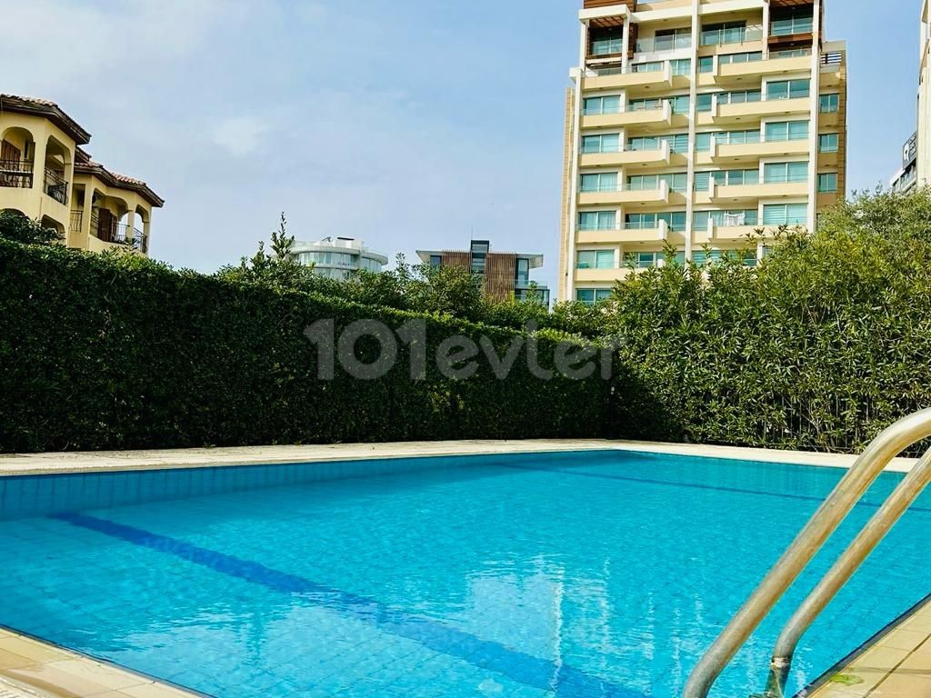 3+1 FLAT FOR RENT IN A SITE WITH POOL IN KYRENIA CENTER!!