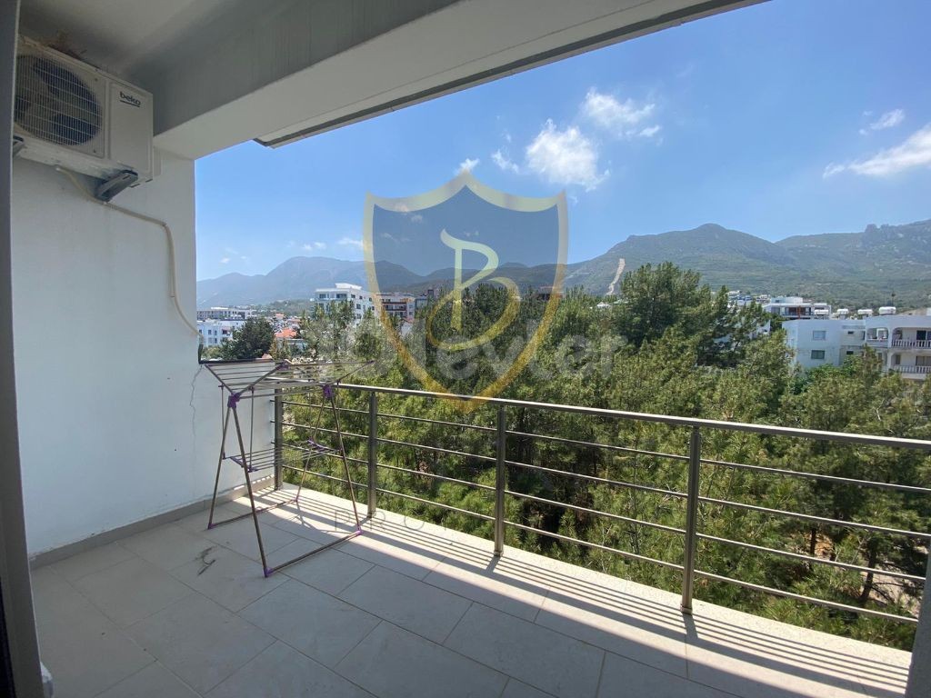 3+1 PENTHOUSE FOR RENT WITH PANORAMIC VIEW IN KYRENIA CENTER!!