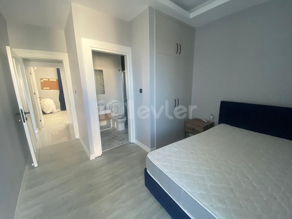 2+1 WOHNUNG ZU VERMIETEN IN GIRNE KARAOĞLANOĞLU!!