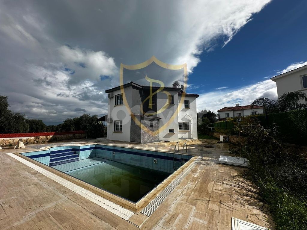 4+1 VILLA WITH POOL FOR SALE IN GIRNE OZANKÖY!!