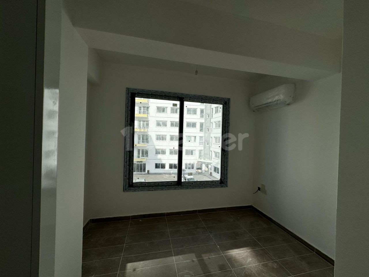 FURNISHED 3+1 FLAT FOR RENT IN KYRENIA CENTER!!