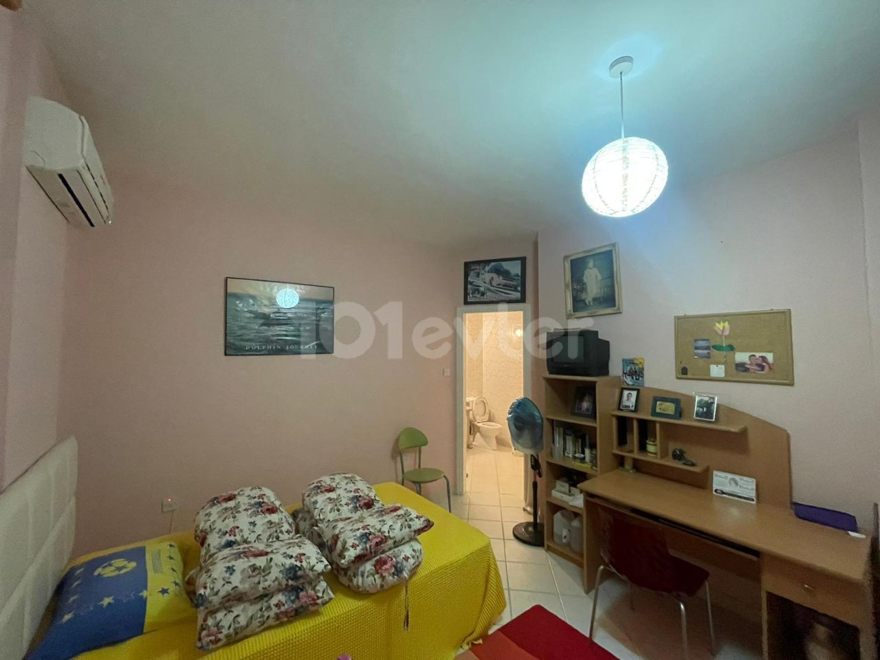 FULLY FURNISHED 4+1 PENTHOUSE FOR SALE IN KYRENIA CENTER!!