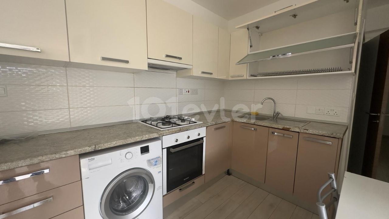 2+1 FURNISHED FLAT FOR RENT WITH POOL IN A PRESTIGIOUS SITE IN KYRENIA CENTER!!