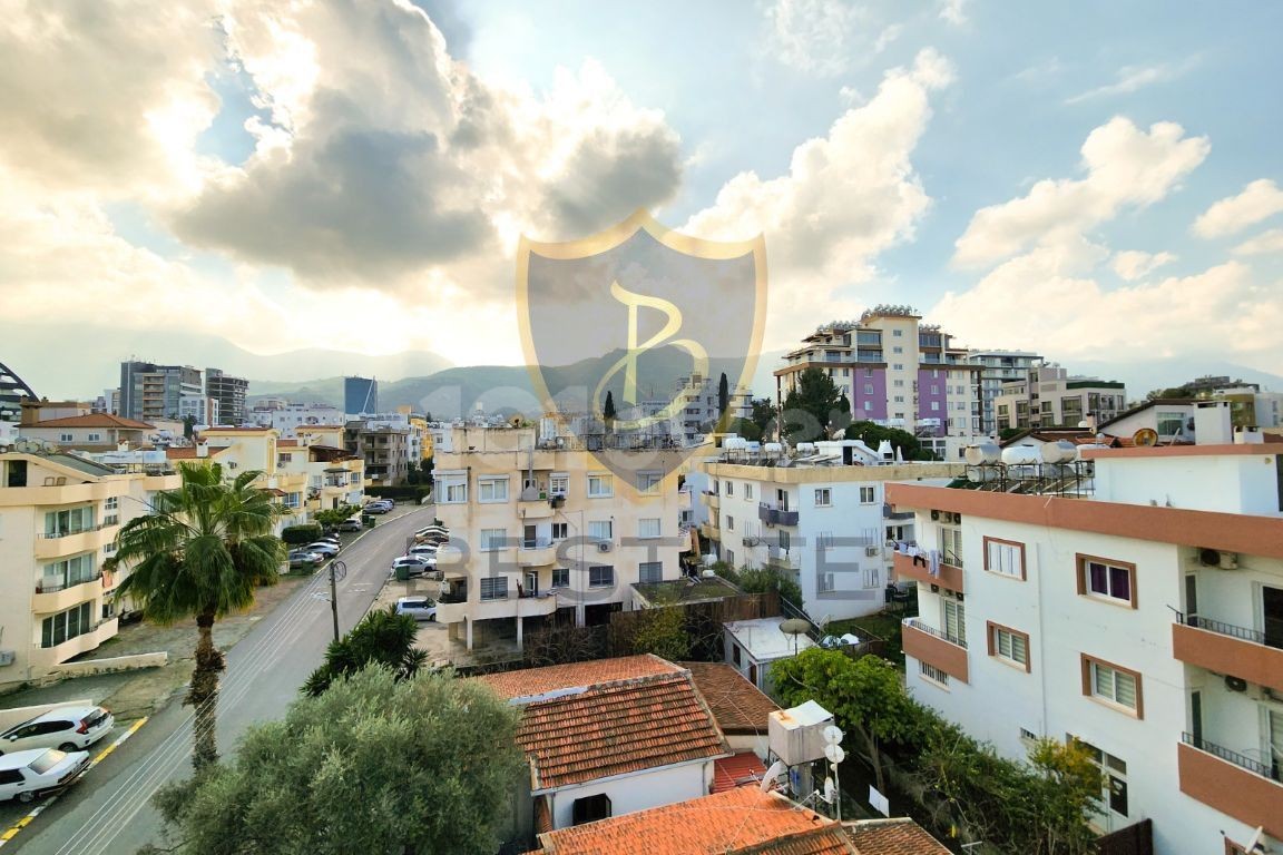 2+1 FLAT FOR RENT WITH PANORAMIC VIEW IN KYRENIA CENTER!!