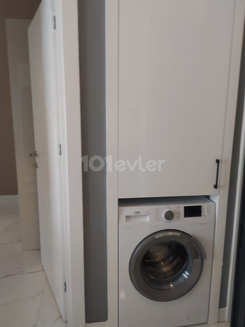 Girne Alsancak  Kiralık 1+1 Daire