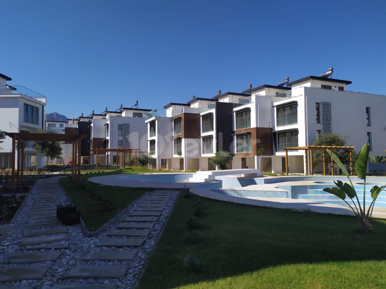 Girne Son 1 Adet  Mükemmel Triplex 3+1 Ev