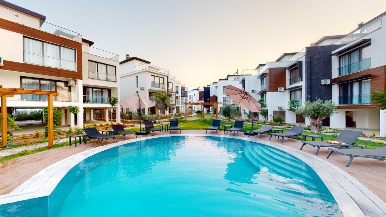 Girne Son 1 Adet  Mükemmel Triplex 3+1 Ev