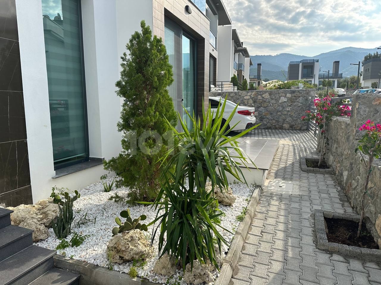 Semi Detached For Sale in Alsancak, Kyrenia