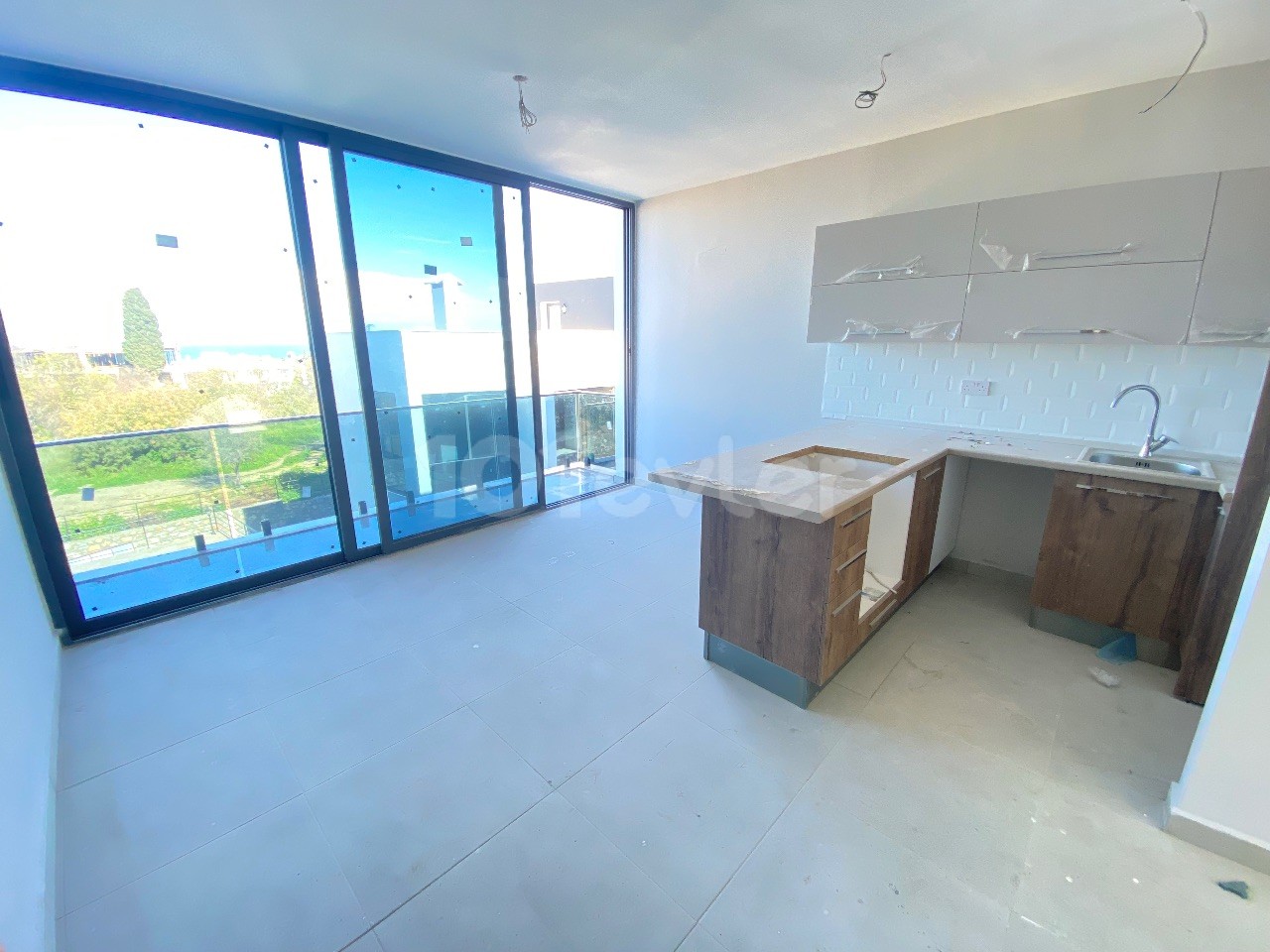 Flat For Sale in Alsancak, Kyrenia