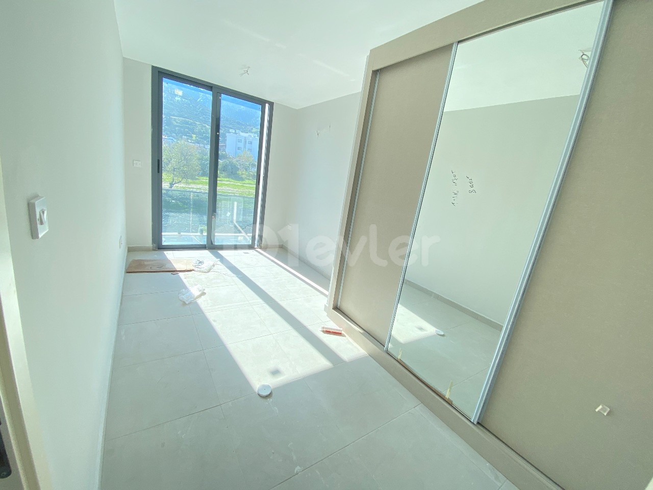 Flat For Sale in Alsancak, Kyrenia